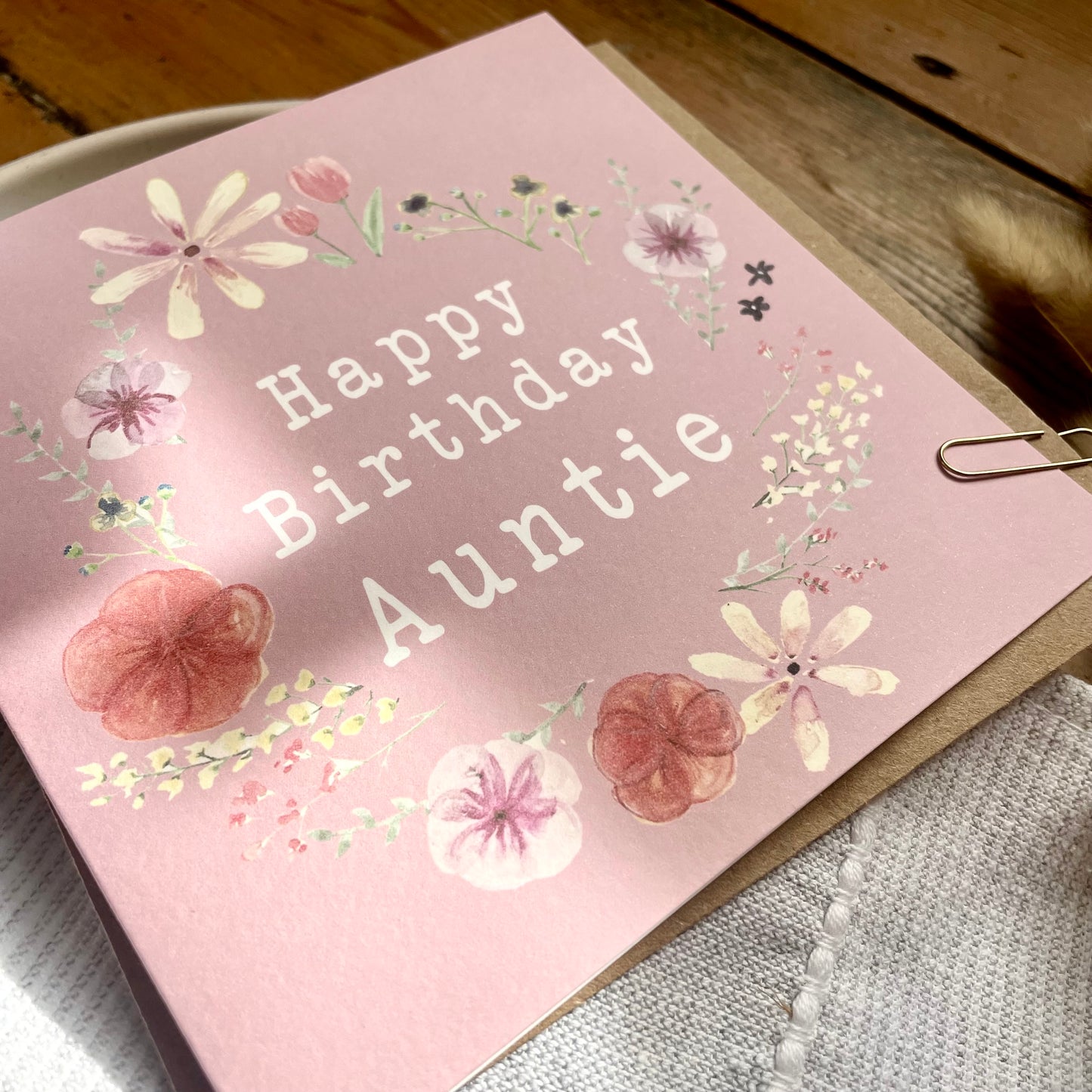Auntie Birthday Card: Floral Wreath with Pressed Flowers
